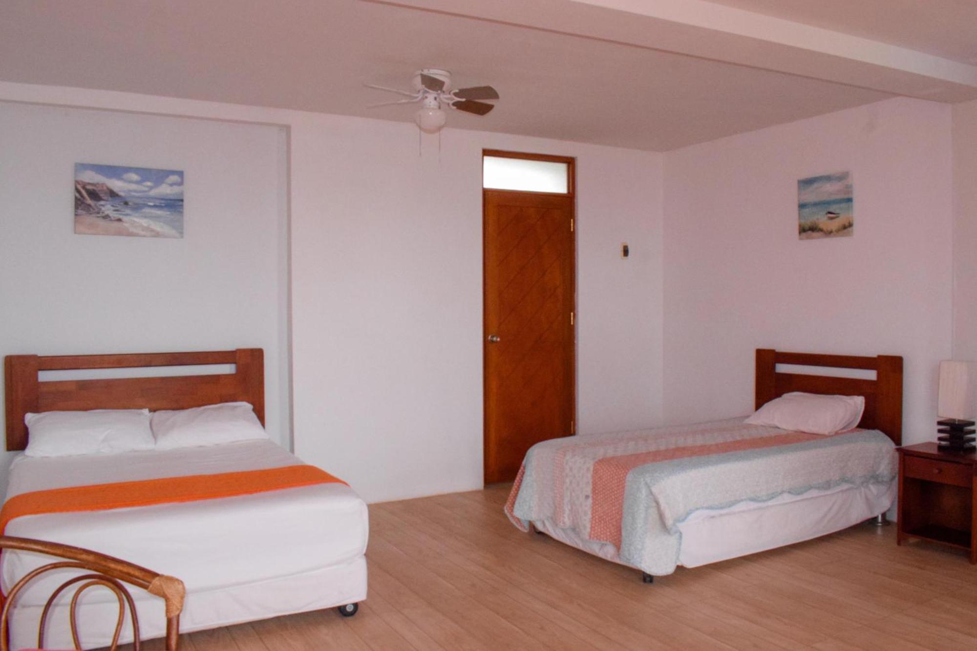 Mangata Hotel Lobitos Kültér fotó